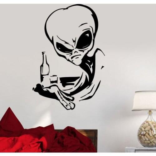 Vinyl Wall Decal Alien UFO Witty Decor Removable Kids Room Wall Stickers Alien Face Wall Decals Home Alien Art Wallpaper AY827