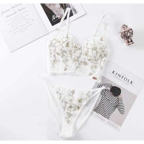 Womens Bra Set Summer Underwear Women French Underwire Long Bra Beauty Back Lace Embroidery Women Thin 3D Stereo Wrap Chest