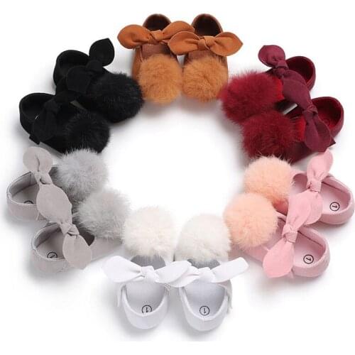 2018 Newly Summer Lovely Princess Toddler Baby Girls Boys Shoes Cribs Shoes Solid Bow With Fur Balls 5 Style Outfit 0-18M