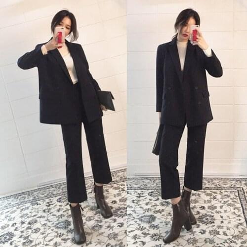 Set spring and autumn loose Korean casual suit suit female dress professional OL interview overalls small suit two sets of tide
