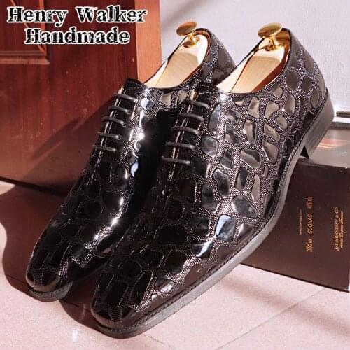 ELEGANT MEN OXFORD SHOES LACE UP POINTED MAN SHOE BLACK BROWN MEN DRESS SHOES OFFICE BUSINESS WEDDING PATENT LEATHER SHOES MEN