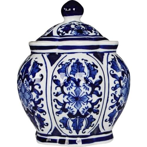 JJingdezhen ceramic storage tank blue and white porcelain pot Chinese living room TV cabinet snack pot decorative arts and craft