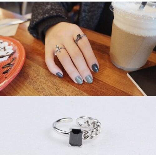 New Charming Black Crystal Finger Ring for Women Vintage Boho Knuckle Party Rings Gothic Punk Jewelry Gifts for Girls