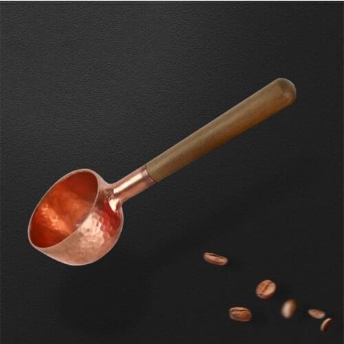 European Creative Copper Coffee Powder Scoop with Wood Handle Handmade Hammer Pattern Coffee Bean Measuring Spoon Kitchen Tools