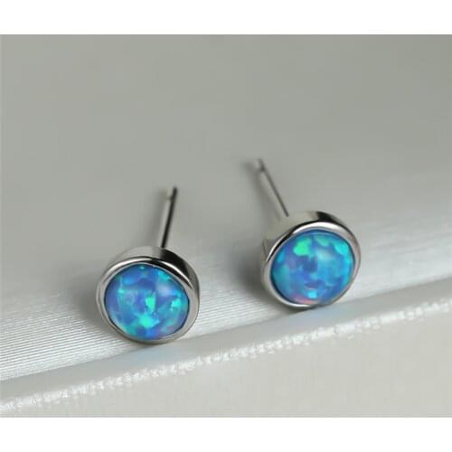 Simple Fashion White Blue Fire Opal Round Stone Stud Earrings For Women Wedding Jewelry Vintage Fashion Silver Color Earrings