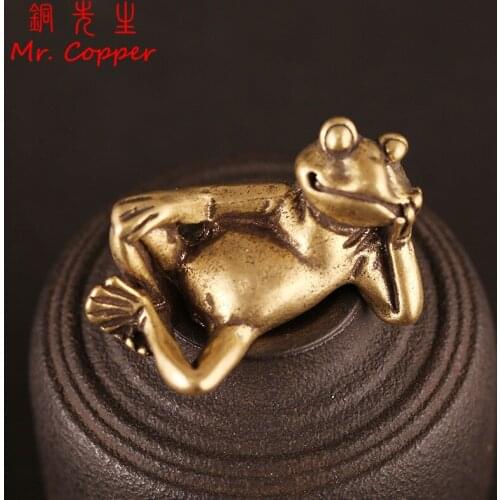 Antique Copper Lying Frog Statue Car Ornament Decoration Pure Brass Animal Miniature Figurine Desk Decor Craft Home Accessories