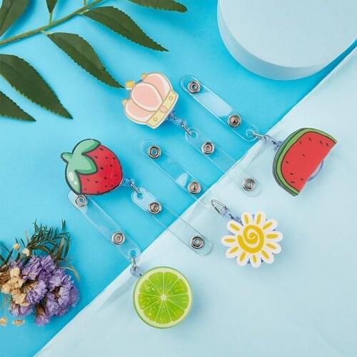 1 Pcs Fruit Fashion Cartoon Easy Pull Buckle Nurse Certificate Clip Telescopic Buckle ABS 5*12cm