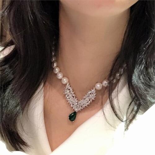 Emerald zircon pendant natural white pearl short necklace jewelry female elegant luxury choker