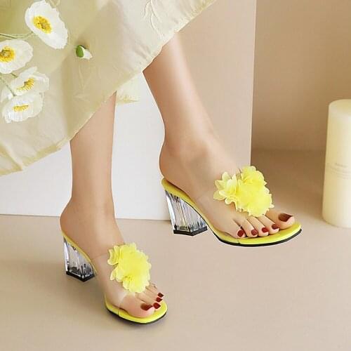 New Summer PVC Transparent Slippers Open Toes Sexy Flowers Heels Womens Sandals Crystal High Heel Shoes Female Casual Slides 32
