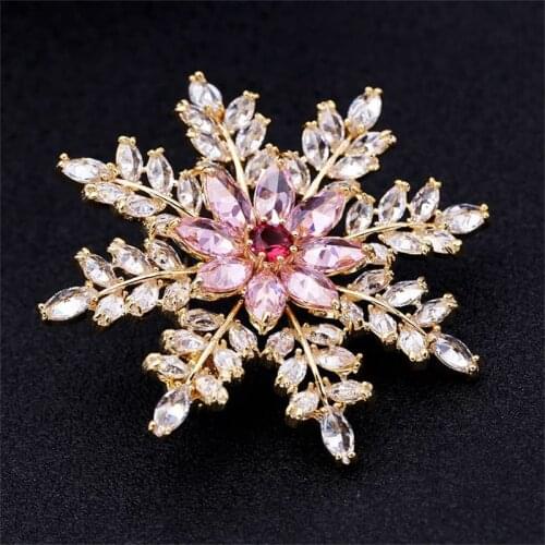 Pink Yellow Snowflake Brooch for Women Wedding Embellishment Pins Brooches Female Boutonniere Jewelry Crystal Snow Flake Broach