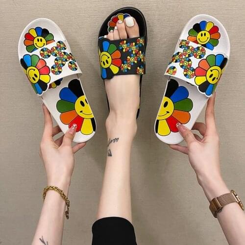 Women Summer Shoes Smile Flower Print Slides Female Outdoor Beach Sandals Cartoon Casual Flat Shoes Soft Sole Flip Flops Woman