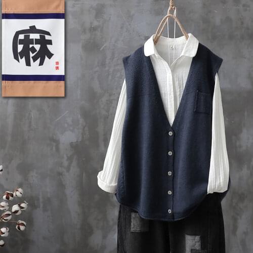 2021 spring and autumn fashion temperament new outer wear sleeveless knitted cardigan loose and versatile solid color vest women