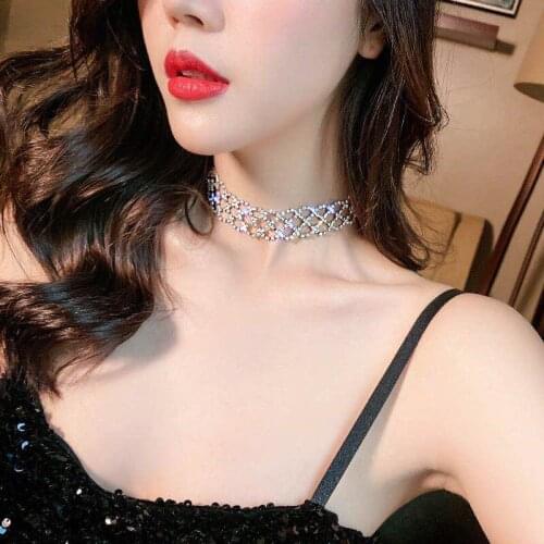 Fashion hot Rhinestone necklaces delicate small crystal necklaces sweet romantic jewelry Valentines Day gift