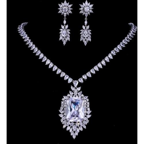 Emmaya Noble Jewelry Set Square Shape Cubic Zircon Necklace And Earring Exquisite Ornament Fashion Decoration Women Fancy Gift