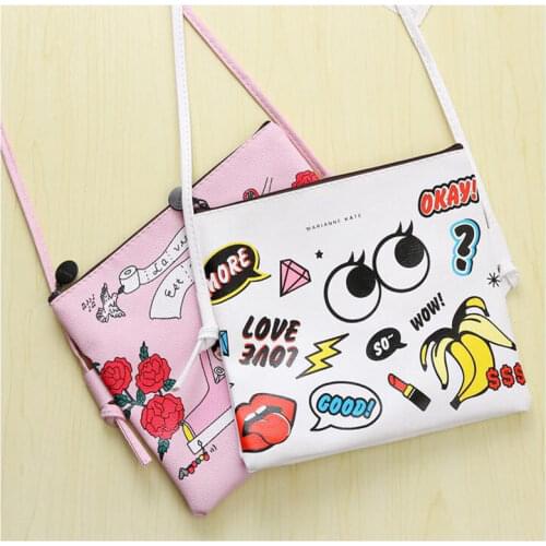 2019 New cartoon Graffiti Printed Women Handbag Mini Crossbody Shoulder Bag Lady Daily Purses Clutches Girls Flap Bag