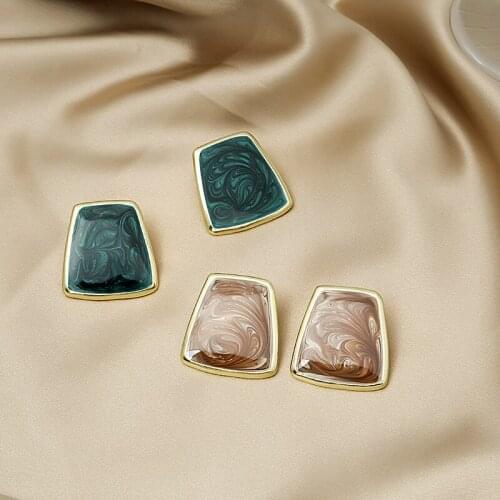 New Korean womens vintage French earrings cold air simple geometric drop oil design sense earrings office lady