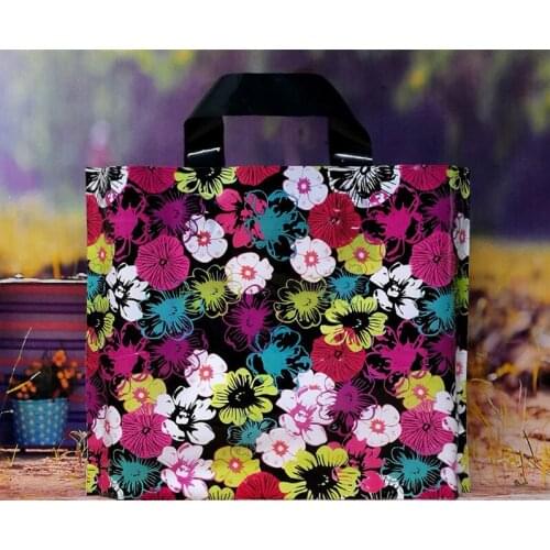 50Pcs/Lot Plastic Bags With Handle Custom Gift Bags Plastic Shopping Bags With Handle Promotion Packing Bag Flowers Pouches Cake