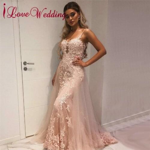 Sexy Tulle Long Prom Dresses New Arrival Backless Sweep Train Lace Applique Beaded A Line Special Occasion Evening Gowns