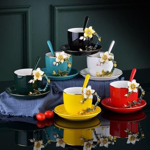Beautiful and elegant Carving flower ceramic coffee cup small fresh black tea cup
