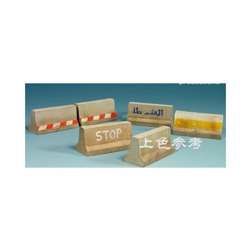 Scene model Resin modern isolation pier (3 pieces) 1:35