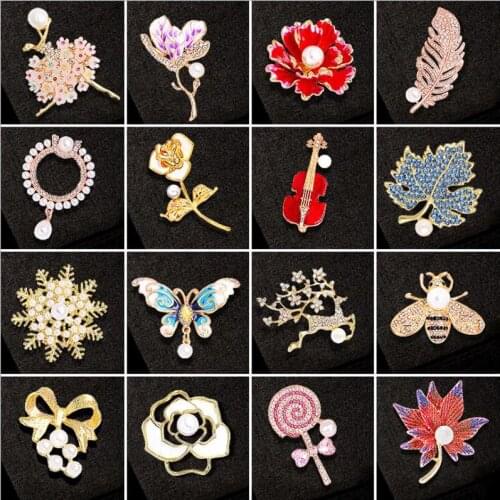 DY 12 a pack Fashion lady Brooch interesting animal bee deer butterfly bouquet violin Brooch Birthday Party Wedding Jewelry Gift