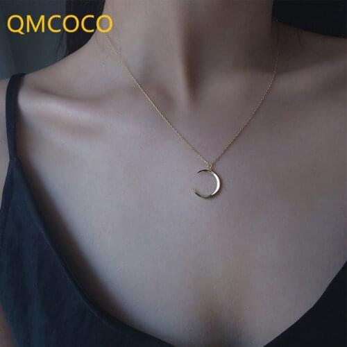 QMCOCO New Style 925 Silver Necklace Ladies Trendy Chain Necklace Fashion Moon Shape Jewelry Collarbone Necklace