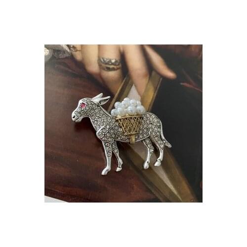 European and American vintage series retro donkey shape brooch