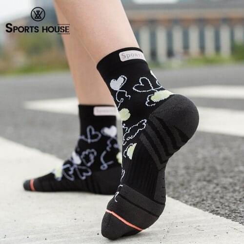 Womens Running Sports Breathable Socks Moisture Wicking Seamless Athletic Sock Short Style Summer Spring Fall Thin Sport Socks