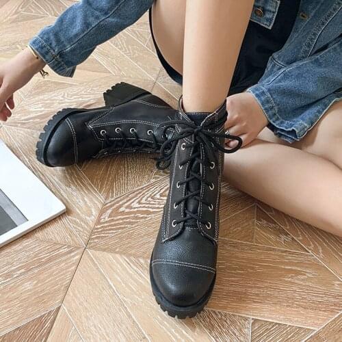 YQBTDL 2020 New Winter Lace Up Boots Chunky Block Heels Sewing White Black Knight Biker High Heel Womens Boots Ankle Boots Shoes