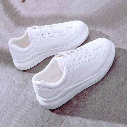 2021 Fashion Thick Sole Women Chunky Sneakers Platform Women Casual Simple Design Comfort Female Wild Vulcanized Walking Shoes