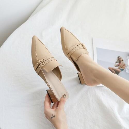 2021 Buckle Strap Pointed Toe Med Heel Women Mules Pumps Shoes Fashion Summer Outdoor Casual Block Heels Shollow Ladies Slippers