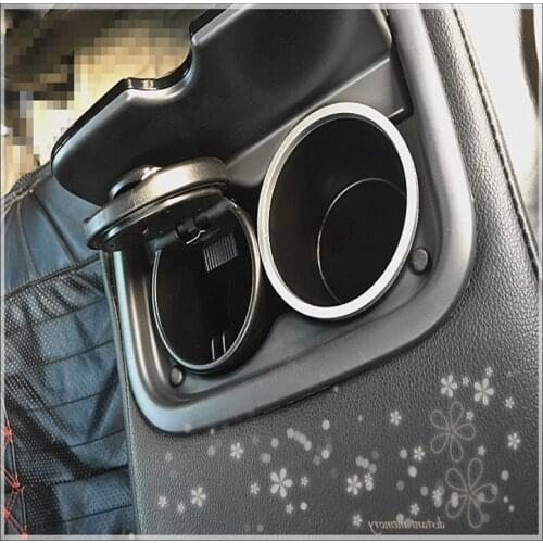 New Car Styling Led Automobile Portable Ashtray For Ford focus 3 nissan qashqai volvo xc90 honda crv lada kalina mazda 6 kia rio