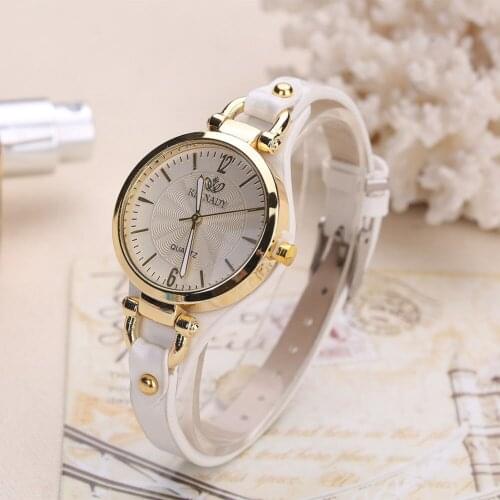 Women Casual Watches Round Dial Rivet PU Leather Strap Wristwatch Ladies Analog Quartz Watch Gift xqmg Cutting Leathercr Artaft