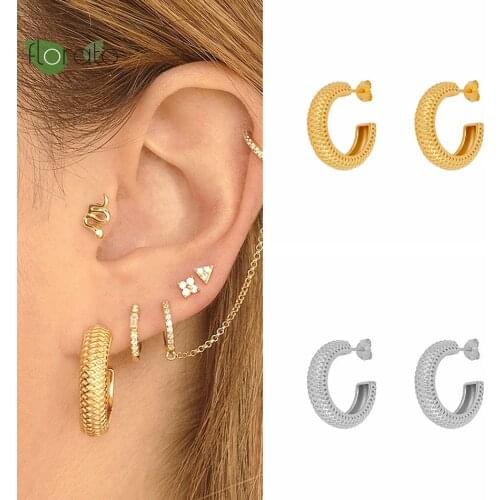 925 Silver Ear Needle European Style Pendant Charming Stud Earrings Women Minimalist Hypoallergenic Earrings Jewelry Supplier