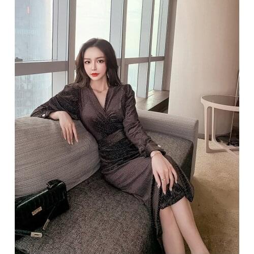 Winter Temperament Dress New Product Korean Style V-Neck High Waist Lantern Sleeve Long Velvet Dress