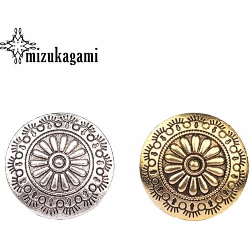 3pcs/lot 30MM Retro Zinc Alloy Round Gold Daisy Decorative Buttons Flowers Charms Pendants For DIY Accessories Free shipping