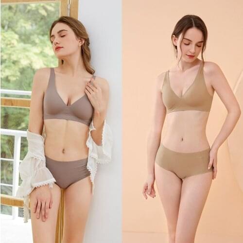 One Piece Soft Breathable Removable Pad Push Up Small Breast Brassiere Seamless Without-rim Gather Girls Bra Section Received