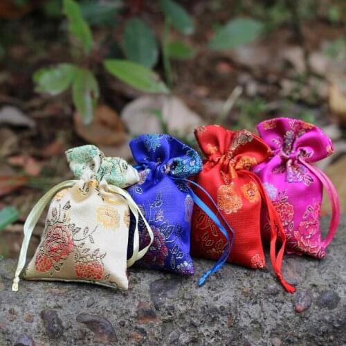 50pcs Cute Small Chinese Silk Jewelry Gift Pouch Drawstring Wedding Party Favor Bags Candy Packaging Empty Sachet Wholesale
