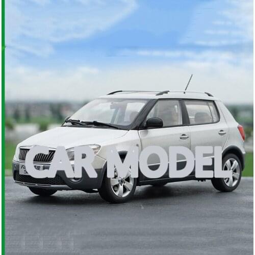 1:18 scale Alloy Toy Vehicles NEW Fabia scout SUV Car Model Of Childrens Toy Car Original Authentic Kids Toys