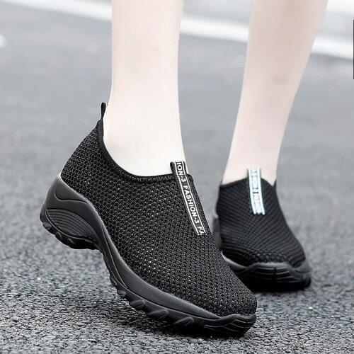 Women Shoes Lady Running Walking Shoes Summer New Mesh Breathable Knit Ladies Mix Colors Sneakers Soft Platform Slip On Loafers