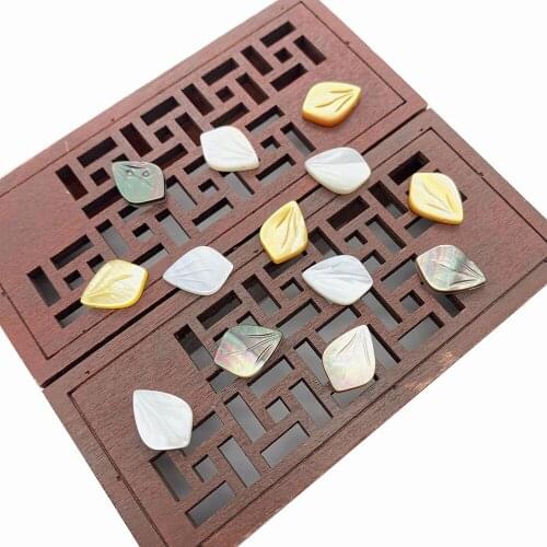 Natural Sea Shell Beads Leaf-shaped Perforated Loosely Spaced Beads Three Colors for Jewelry Making DIY Bracelets Necklaces 2pcs