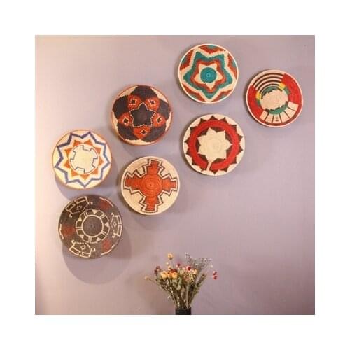 Round Rustic Hand-woven Straw Designer Model Room Background Wall Hanging Decoration Fruit Plate Bowls Figurine EA32