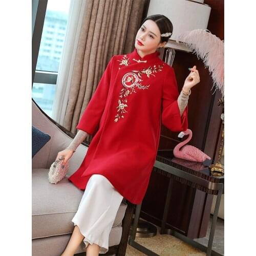 New winter Traditional Chinese style flower embroidered big size cheongsam style woolen jacket for women