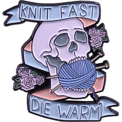 Knitting Skull Brooch Knit Fast Die Warm Enamel Pin Creat your own lifestyle Badge Gorgeous Gothic Art Jewelry