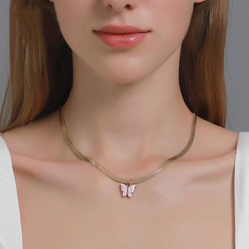 Colorful Butterfly Pendant Necklace Fashion Snake Chain Necklace Clavicle Chain Necklace Short Choker for Women Girls Jewellery
