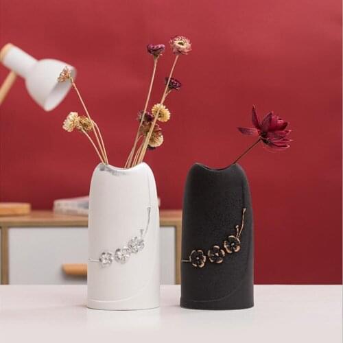 Ins home ceramic vase white simple and creative Chinese style dried flower decoration ornaments floral hydroponic living room