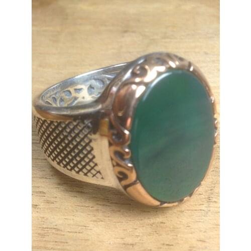 OVAL-SHAPED ELEGANT VERY CHIC GREEN STONE ROUND PATTERN WONDERFUL PATTERNED STERLING SILVER 925 NECKLACE GREAT TO YOUR LOVED ONE