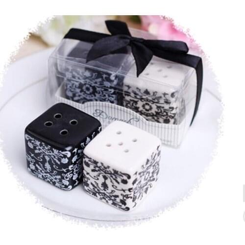 New "Damask" Ceramic Salt and Pepper Shakers Pepper Pot Caste Shaker Salt Seasoning Pot Wedding Gift
