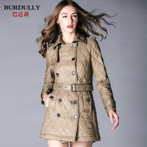 2018 New winter warm Women 's Parkas coat Antistatic Parkas Plaid line Long Coat elegant female outfit jacket hot sale