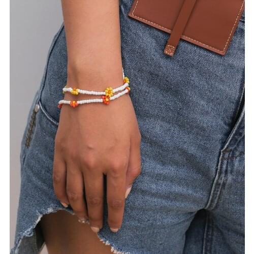 New Korea Lovely Flowers Bracelets Colorful Beaded Charm Short Bracelet for Women Vacation Jewelry Gifts